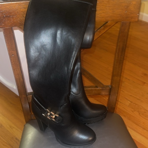 GUESS Women's Tailia Over-The-Knee Boots Size 6.5 (no box) - Picture 2 of 6